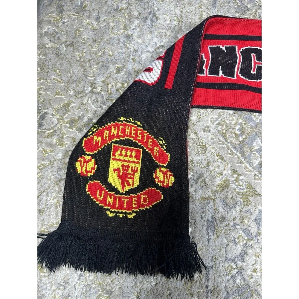 Official Licensed Manchester United F.C. Knit Scarf